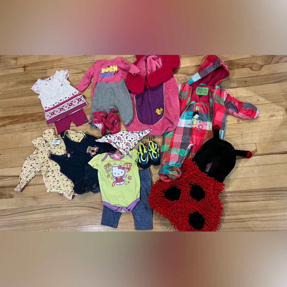 Assorted 3-6 month baby clothes